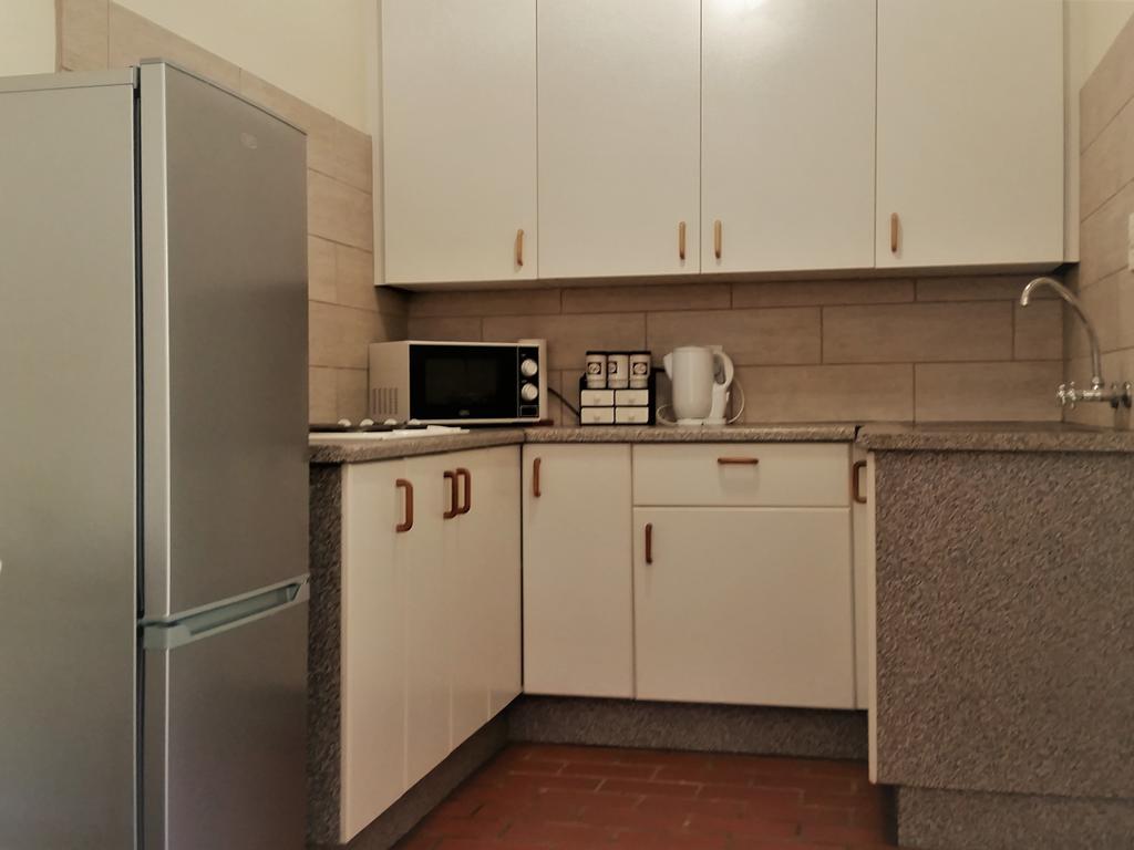 Pine Tree Lodge Midrand Bagian luar foto