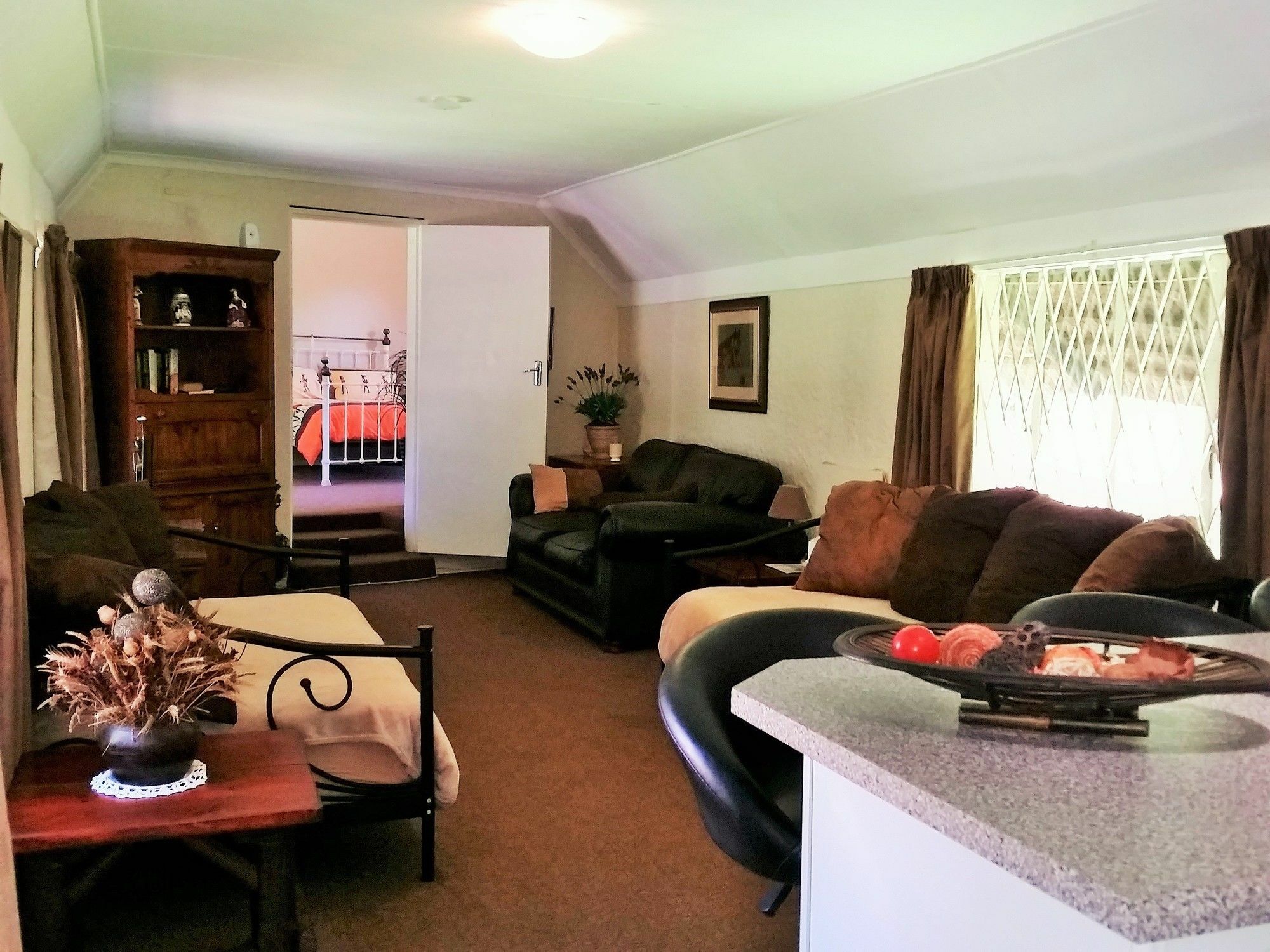 Pine Tree Lodge Midrand Bagian luar foto
