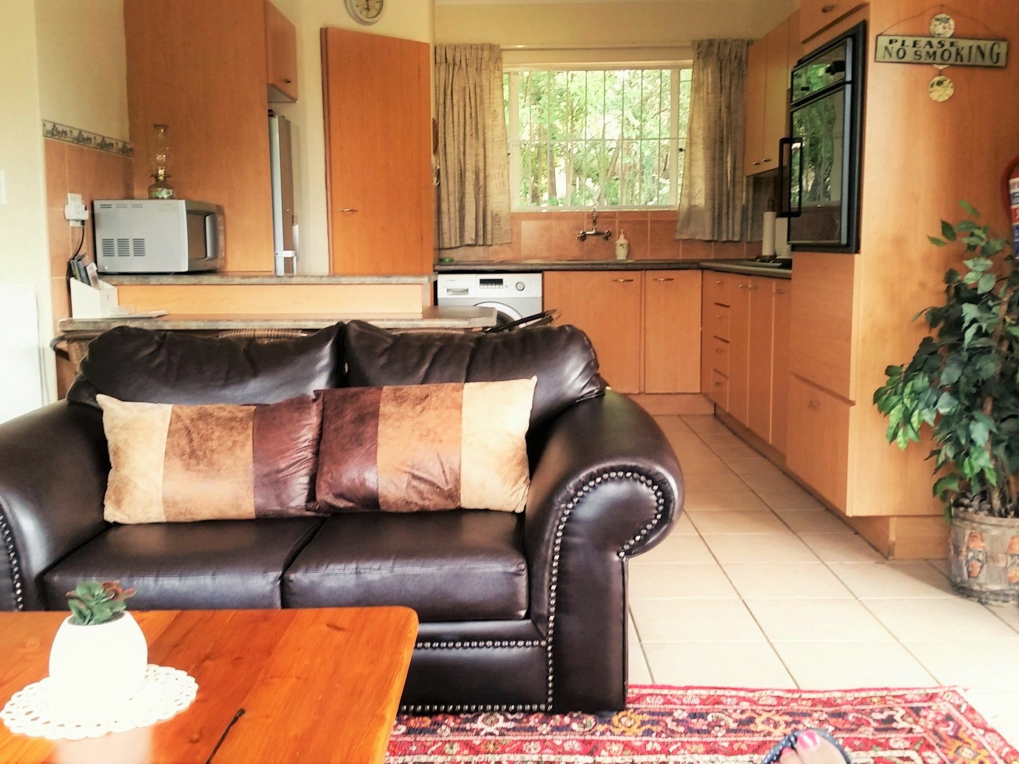Pine Tree Lodge Midrand Bagian luar foto